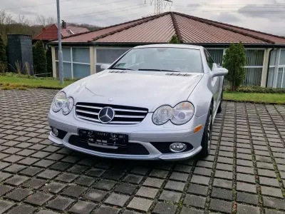 Begagnad Mercedes SL500 AMG 387 HK (284 kW) 2006 Silver Cab