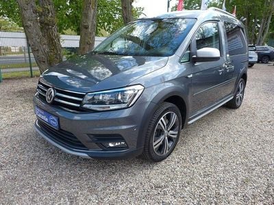 Grau Gebraucht 2020 VW Caddy Van / Kleinbus | 27.980 € (Teuer)