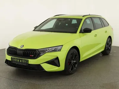 Neu Skoda Octavia RS 265 PS (194 kW) 2026 Mamba grün Kombi