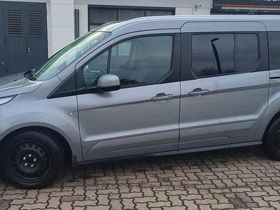 Gebraucht Ford Tourneo 120 PS (88 kW) 2021 Grau Van / Kleinbus