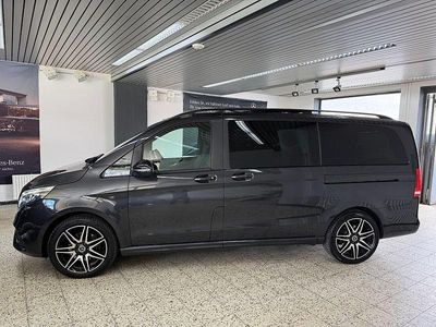 Gebraucht Mercedes V300 AMG 239 PS (175 kW) 2021 Grau Van / Kleinbus