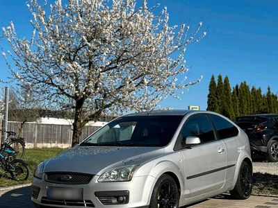 Second-hand Ford Focus 109 CP (80 kW) 2007 Gri Coupe