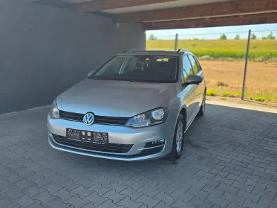 Gebraucht VW Golf VII 105 PS (77 kW) 2015 Silber Kombi