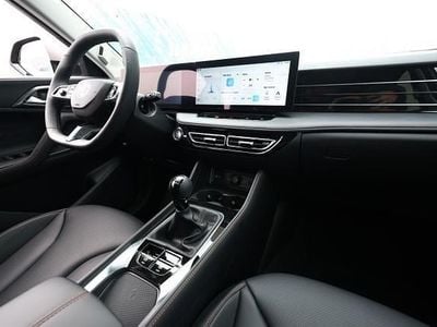 Neu MG HS Luxury 170 PS (125 kW) 2025 Sterling silver metallic SUV