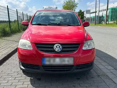 Gebraucht VW Fox 75 PS (55 kW) 2005 Rot Kleinwagen