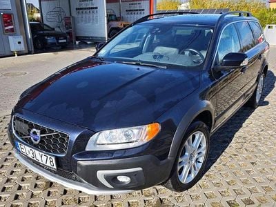 Gebraucht Volvo XC70 Summum 254 PS (186 kW) 2015 Blau Kombi