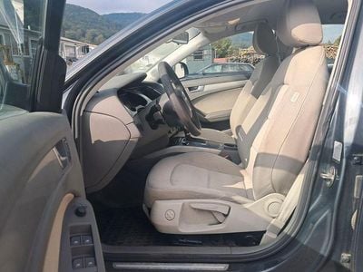 Grau Gebraucht 2008 Audi A4 Attraction Limousine | 4.980 € (Guter Preis)