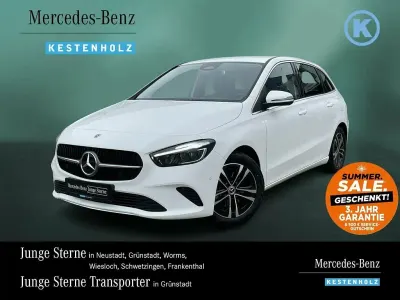 Gebraucht Mercedes B200 Progressive 163 PS (119 kW) 2024 Unilack polarweiß Kleinwagen