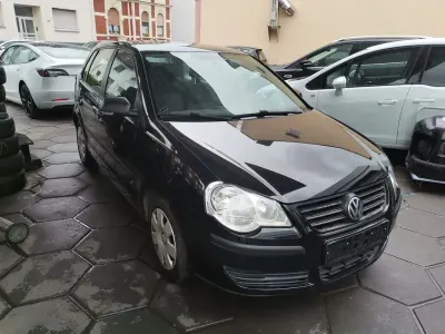 Gebraucht VW Polo Trendline 80 PS (58 kW) 2007 Black magic perleffekt Kleinwagen