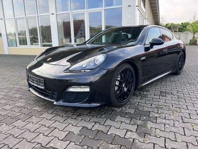 Porsche Panamera 4S