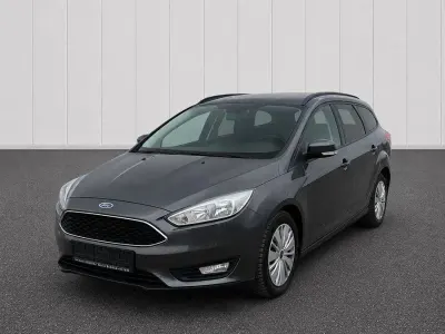 Gebraucht Ford Focus 125 PS (91 kW) 2016 Schwarz Kombi