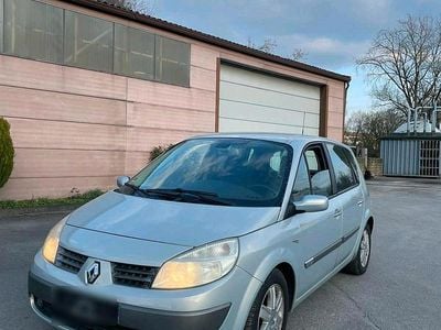 Gebraucht Renault Scénic II 134 PS (98 kW) 2004 Silber Van / Kleinbus