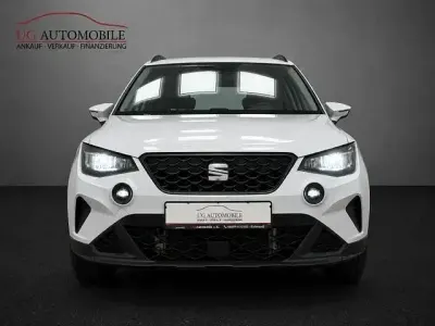 Używany Seat Arona Style 116 KM (85 kW) 2025 Biały SUV