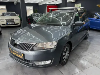 Gebraucht Skoda Rapid Drive 86 PS (63 kW) 2014 Grau Kleinwagen