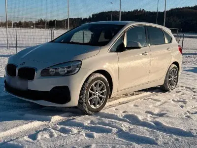 Gebraucht BMW 218 150 PS (110 kW) 2018 Weiß Kombi