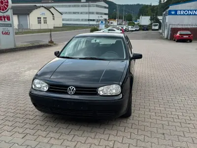 Gebraucht VW Golf IV Basis 105 PS (77 kW) 2002 Schwarz Limousine