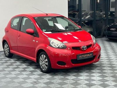 Rot Gebraucht 2009 Toyota Aygo Kleinwagen | 2.999 € (Etwas zu teuer)