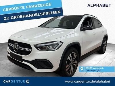 Mercedes GLA220