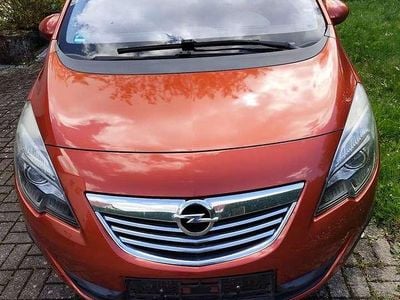 Second-hand Opel Meriva Innovation 131 CP (96 kW) 2013 Portocaliu Monovolum