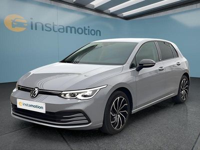 Grau Gebraucht 2021 VW Golf VIII Kleinwagen | 21.149 € (Fairer Preis)