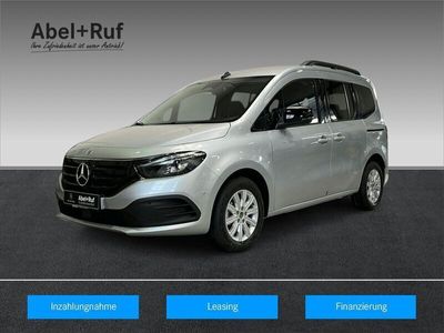 Mercedes EQT200