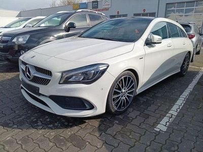 Gebraucht Mercedes CLA180 Shooting Brake Edition 122 PS (89 kW) 2017 Weiß Kombi