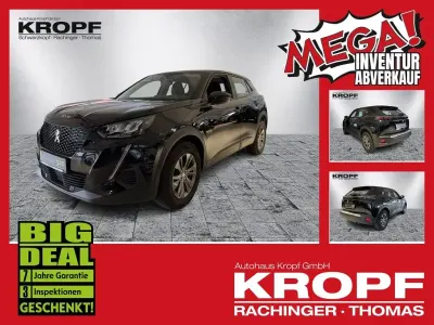 Gebraucht Peugeot 2008 Active 101 PS (74 kW) 2022 Lackierung schwarz perla nera/ SUV