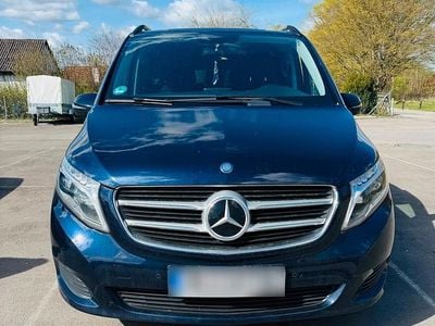 Usata Mercedes V250 194 CV (142 kW) 2016 Blu Monovolume