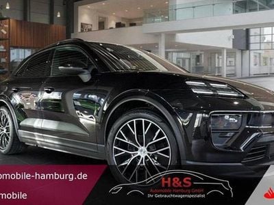 Second-hand Porsche Macan 4 Electric 300 kW (408 CP) 2024 Negru SUV