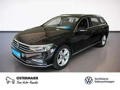 Gebraucht VW Passat Elegance 150 PS (110 kW) 2024 Deep black perleffekt Kombi