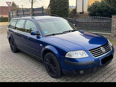 Gebraucht VW Passat 105 PS (77 kW) 2002 Blau Kombi