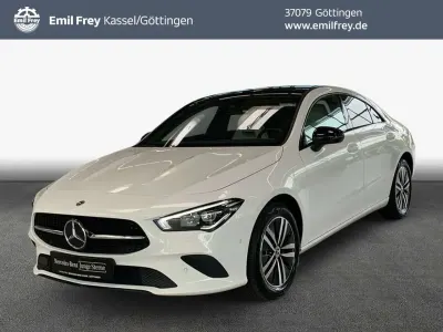 Gebraucht Mercedes CLA250 160 PS (117 kW) 2022 Polarweiß Coupé