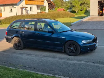 Gebraucht BMW 316 116 PS (85 kW) 2005 Blau Kombi