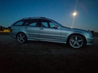 Mercedes C32 AMG