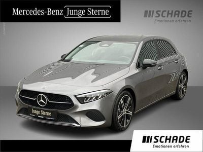 Gebraucht Mercedes A200 Progressive 163 PS (119 kW) 2023 Grau Limousine