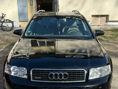 Second-hand Audi A4 135 CP (99 kW) 2001 Negru Break