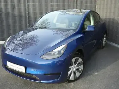 Begagnad Tesla Model Y RWD 219 kW (299 HK) 2022 Vit SUV