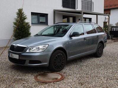Second-hand Skoda Octavia 122 CP (89 kW) 2012 Argintiu Berlinǎ