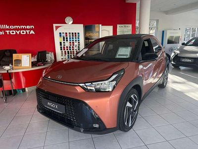 Neu Toyota Aygo X Lounge 116 PS (85 kW) 2026 Bronze SUV