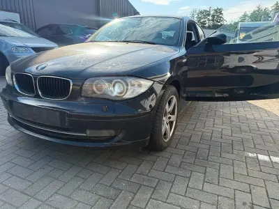Gebraucht BMW 120 160 PS (117 kW) 2010 Schwarz Kleinwagen