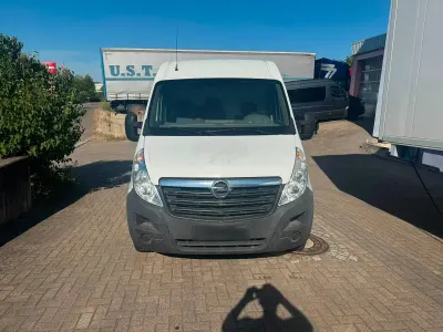 Gebraucht Opel Movano 110 PS (80 kW) 2014 Weiß Van / Kleinbus