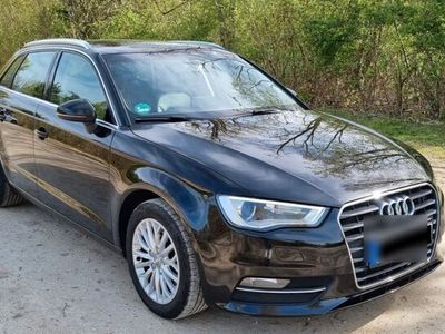 gebraucht Audi A3 Sportback 2.0 TDI, Ambiente, Bi-Xenon,T-Leder, 8 - Fach Bereift.