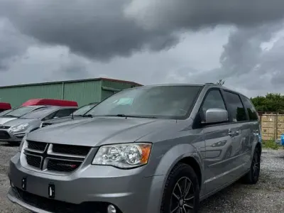 Gebraucht Dodge Grand Caravan 389 PS (286 kW) 2017 Van / Kleinbus