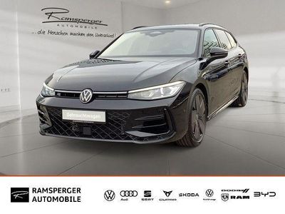 Second-hand VW Passat R-line 265 CP (194 kW) 2025 Negru Break