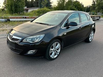 Gebraucht Opel Astra Sport 125 PS (91 kW) 2010 Schwarz Limousine