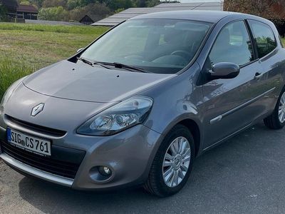 Second-hand Renault Clio II 101 CP (74 kW) 2009 Gri Hatchback