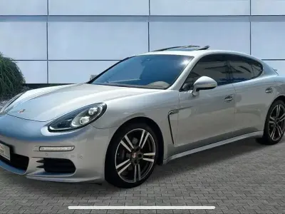 Gebraucht Porsche Panamera 310 PS (228 kW) 2014 Silber Kleinwagen