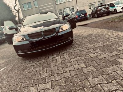 gebraucht BMW 320 E90 i