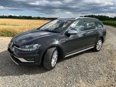 Gebraucht VW Golf Alltrack 179 PS (131 kW) 2017 Grau Kombi