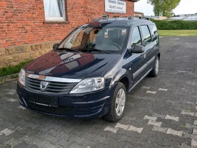 Gebraucht Dacia Logan 84 PS (61 kW) 2012 Blau Kombi